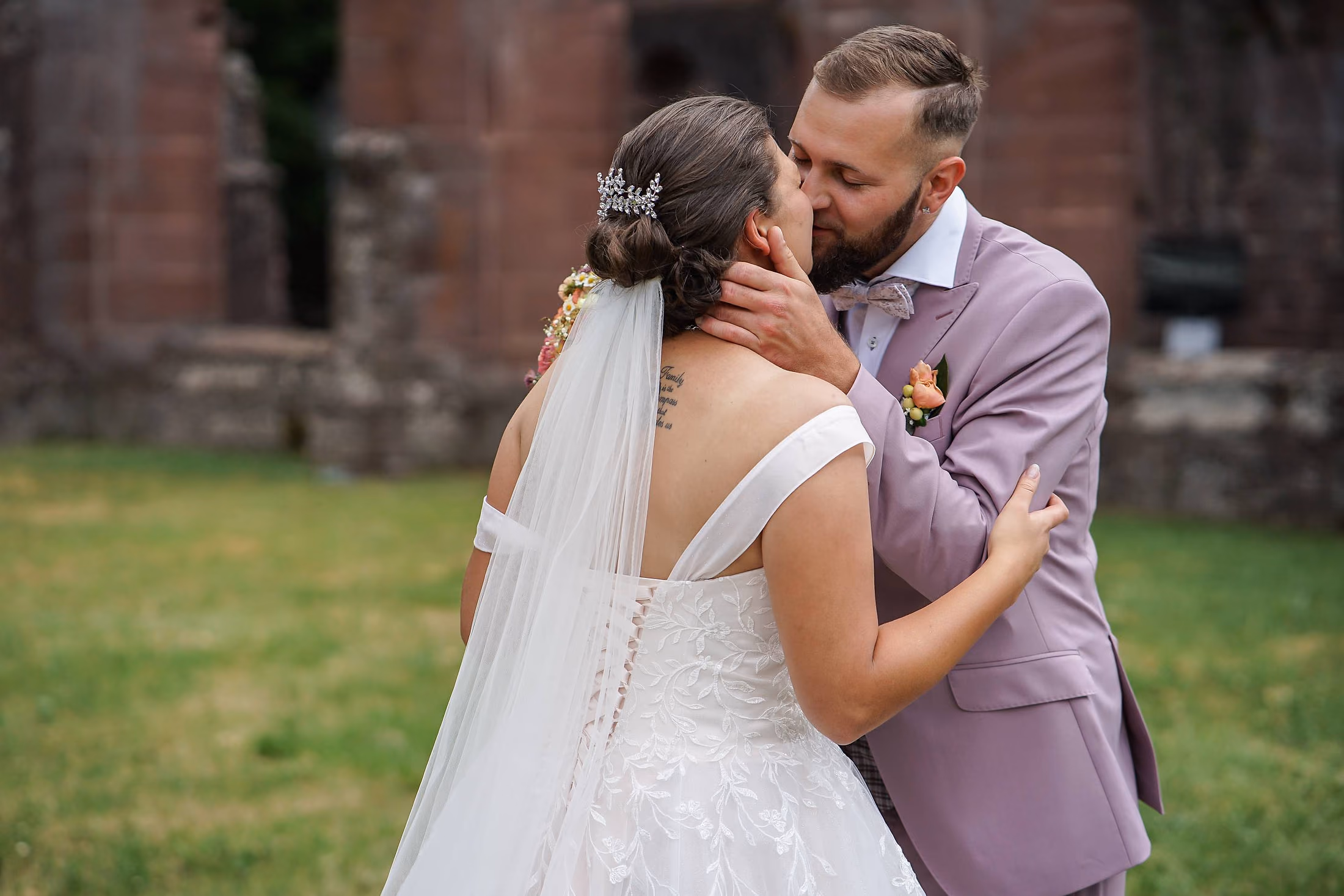 Hochzeit von Bella und Paddy in Calw, Kloster Hirsau, Aufnahme 7