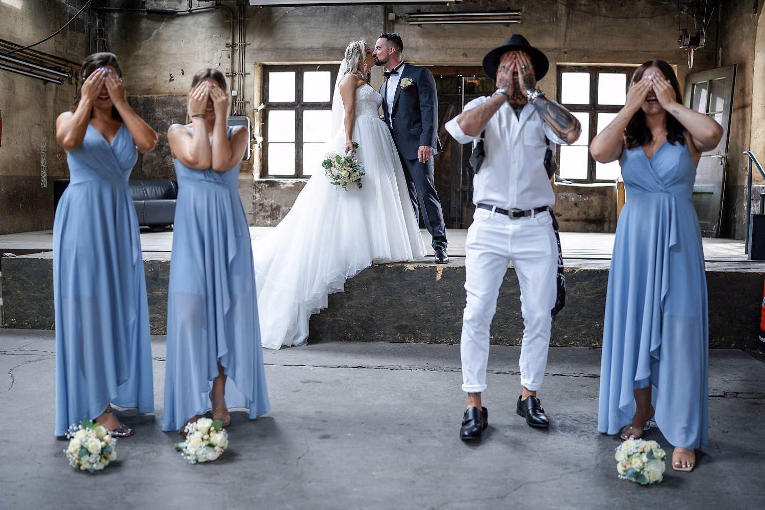 Hochzeit von Melanie und Julian in Motorworld Metzingen, Aufnahme 10